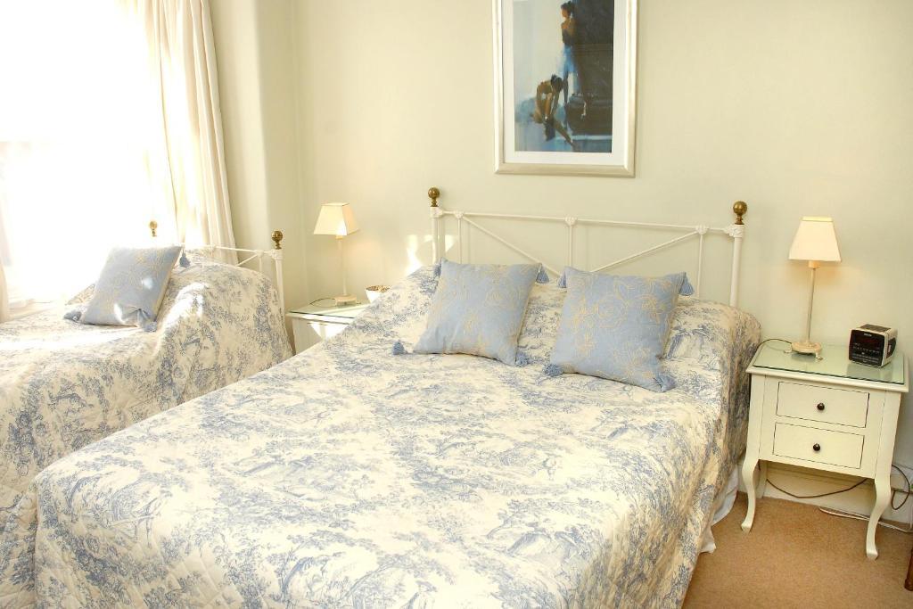 Courtland Hotel Stratford-upon-Avon Bilik gambar
