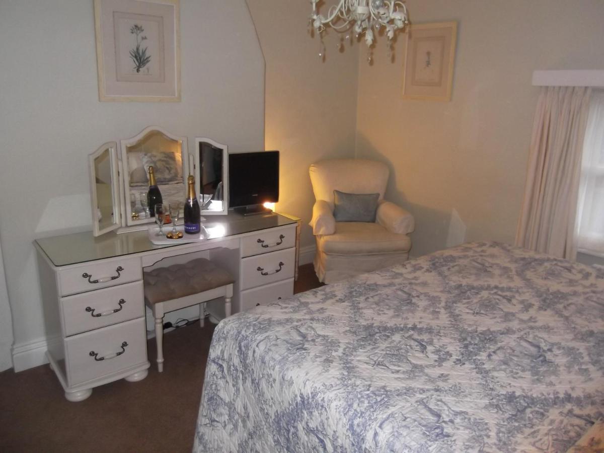 Courtland Hotel Stratford-upon-Avon Bilik gambar